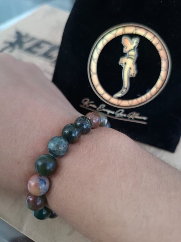 Pulsera jaspe multicolor natural elastica – Pul20 puesta