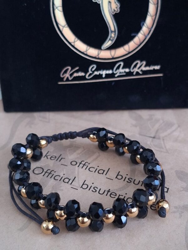Pulsera Doble Cristales Negros con Esferas Doradas Macramé – Pul50